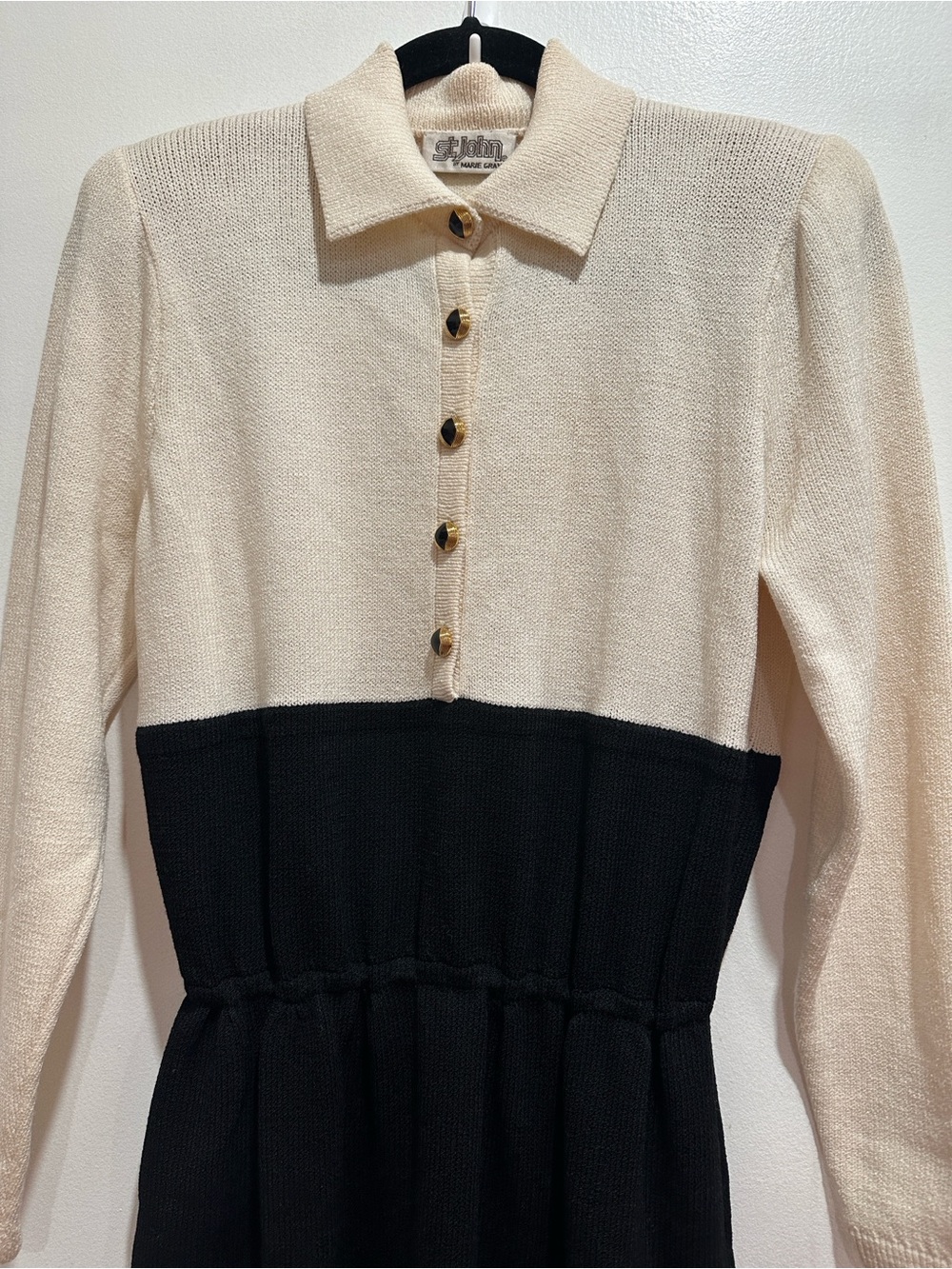 St. John by Marie Gray vintage Elegant Two-Tone Black and Cream Knit Dress - Picture 4 of 12